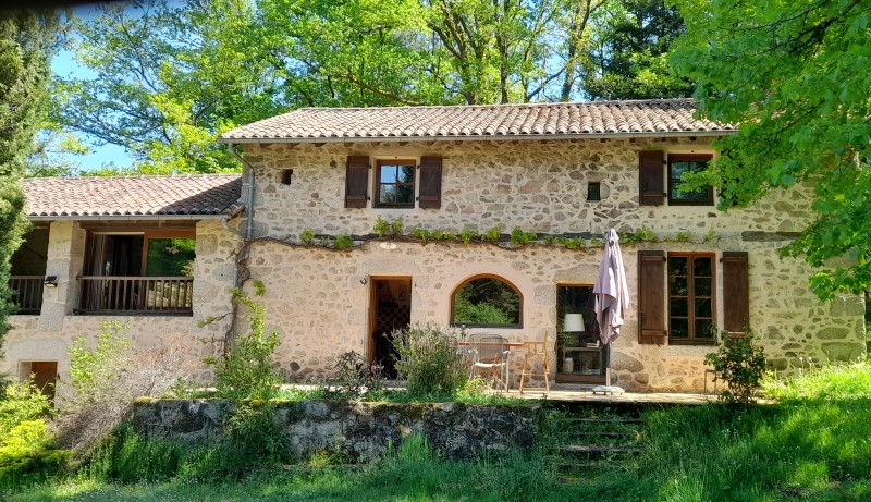 Le Mesnieux