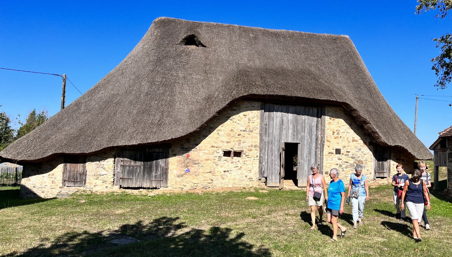 Grange ovalaire de Saint-Eloy-Les-Tuileries