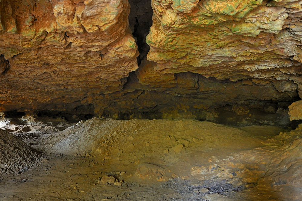 Les Grottes de la Marche et des Fadets