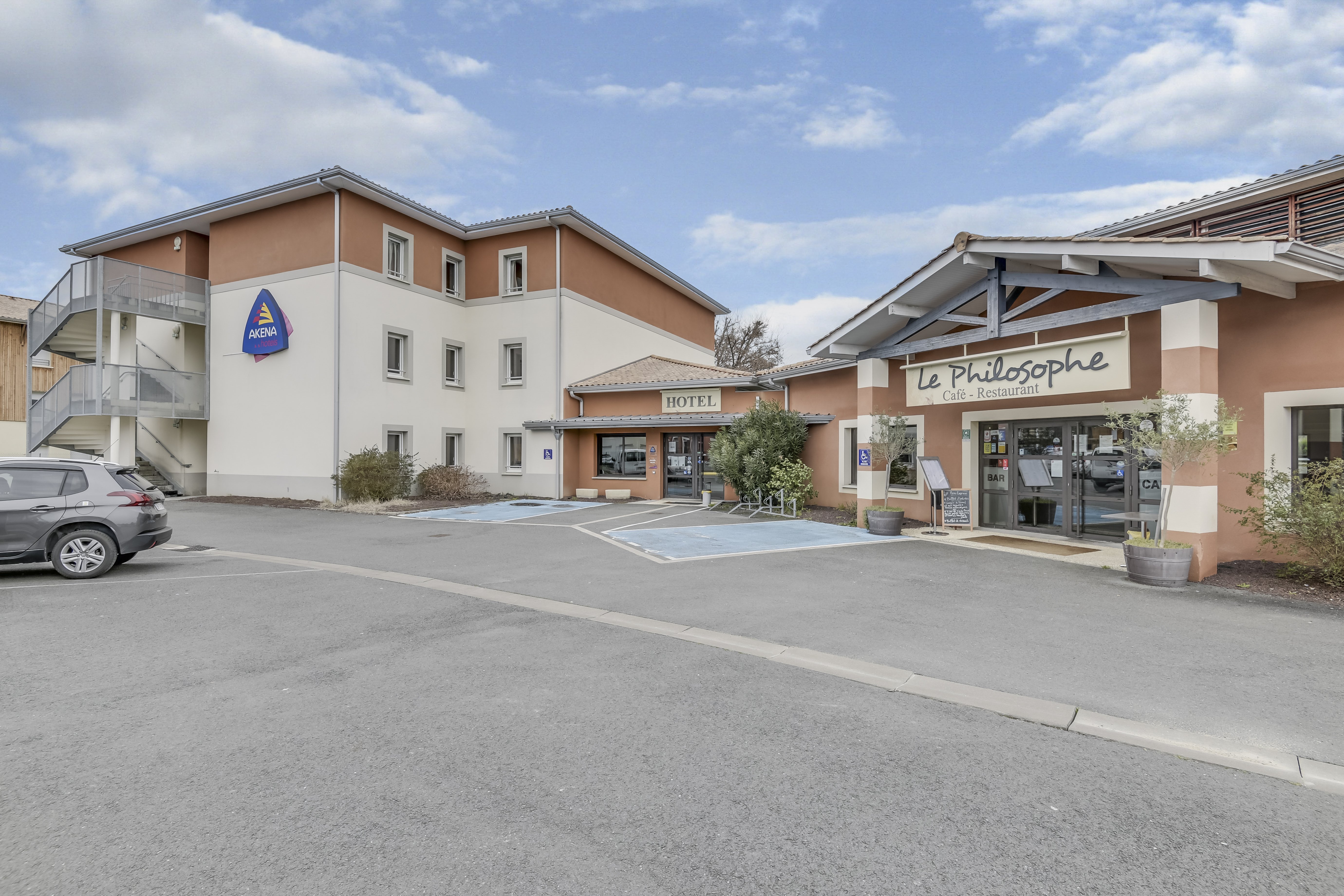 Akena Relais Bordeaux Sud