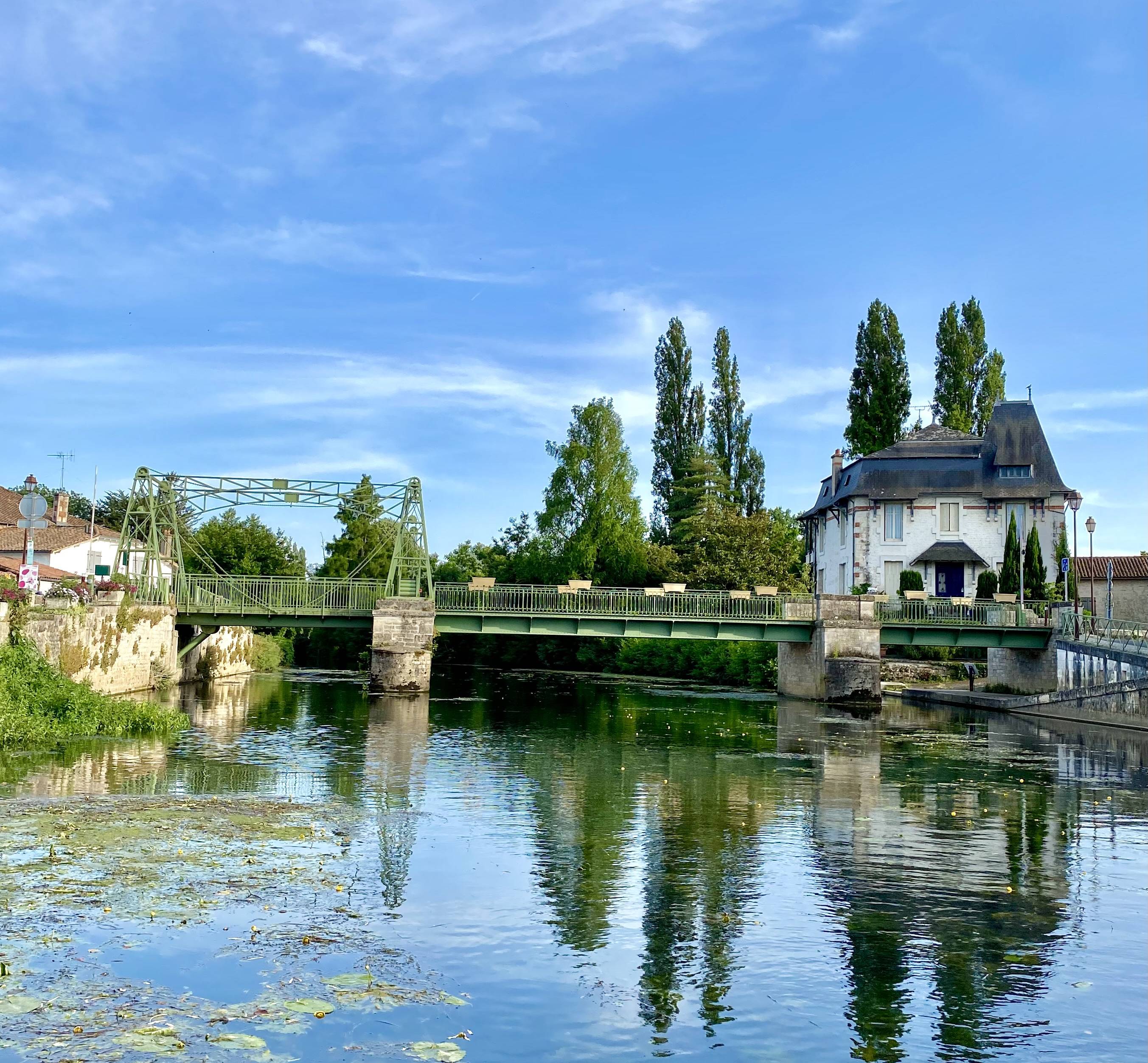 Magné de port en port