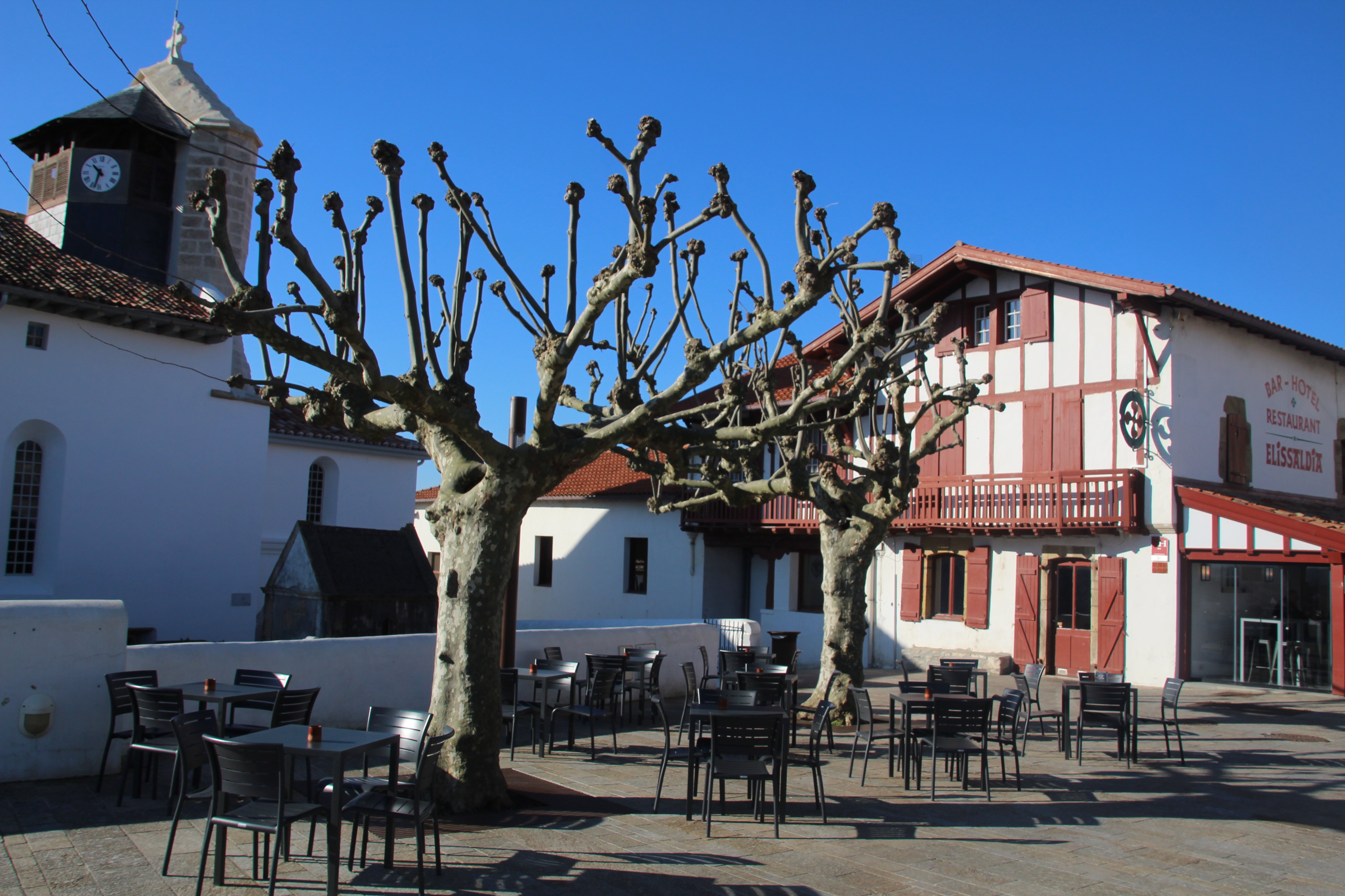 Le trinquet de l'hôtel-restaurant Elissaldia