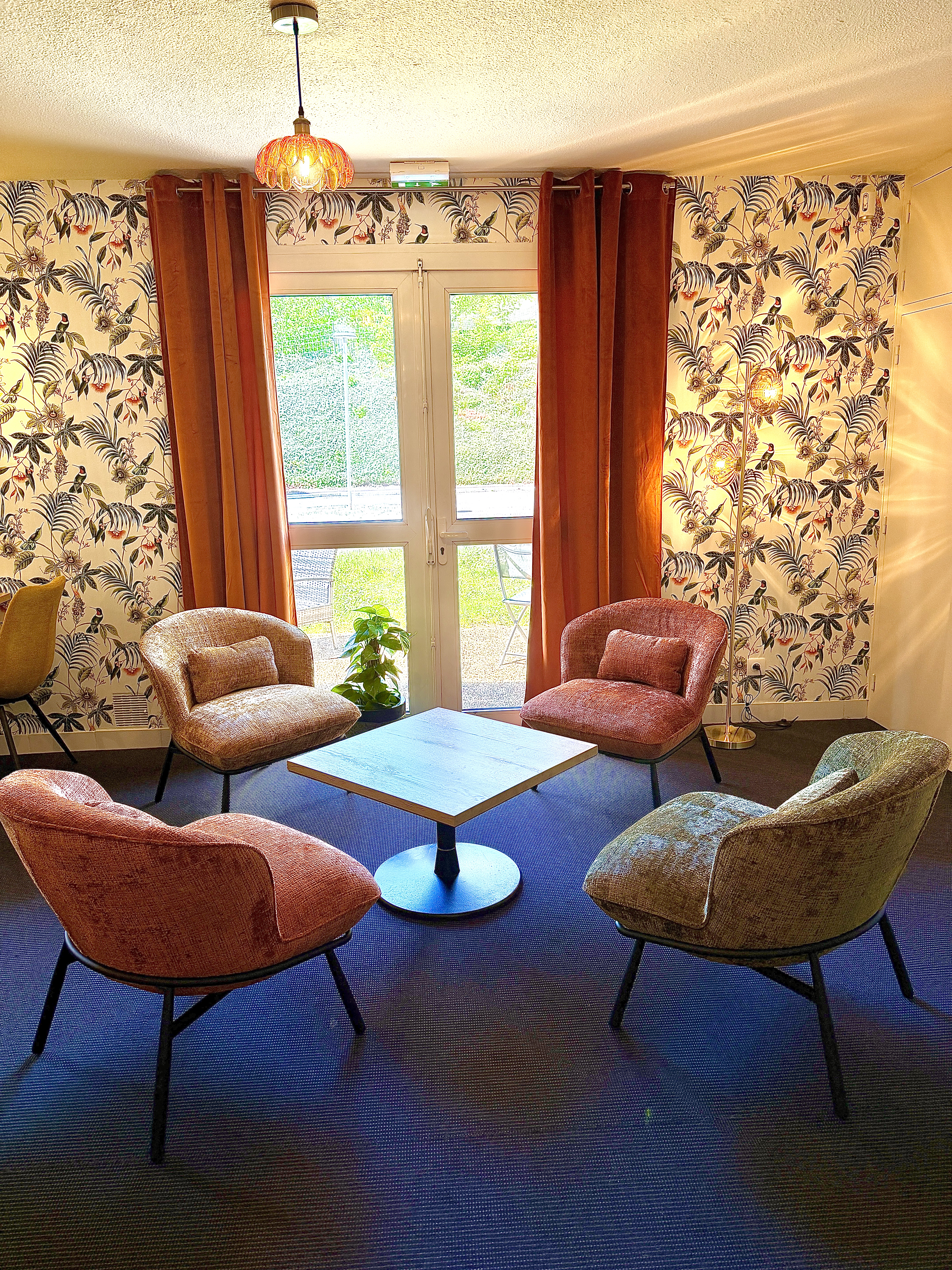Sure Hôtel by B.W
