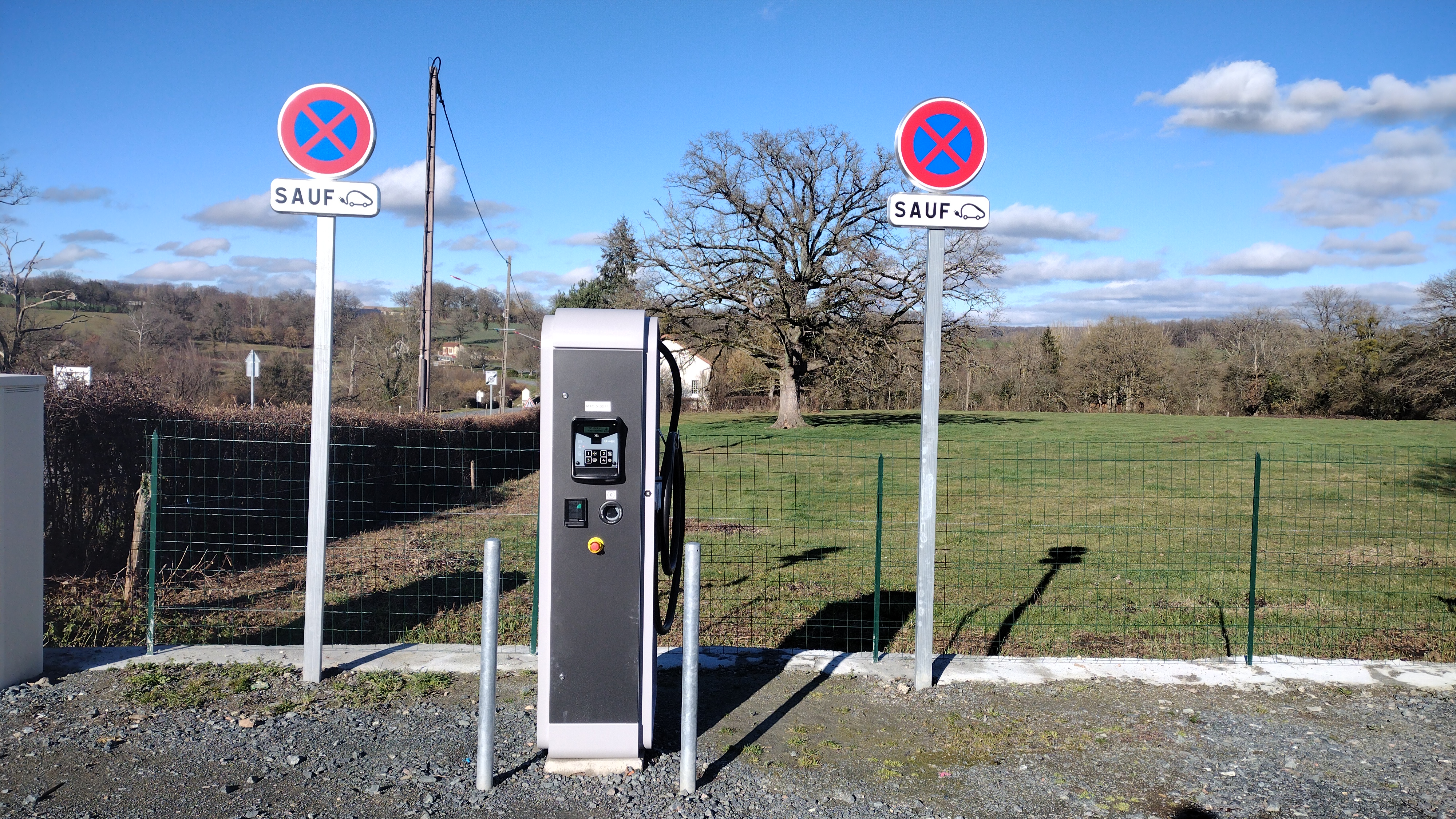Borne de recharge éléctrique