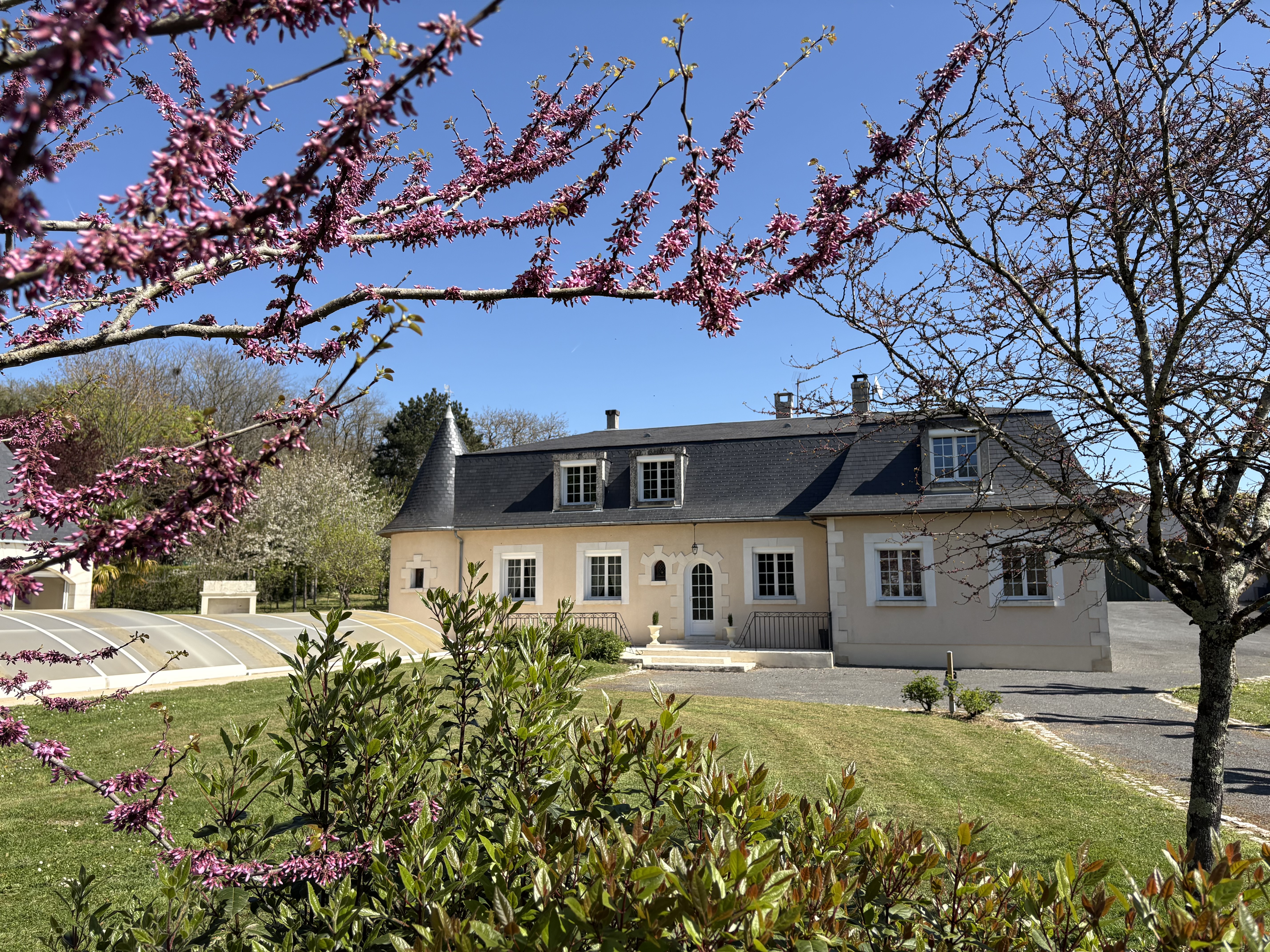 Le Manoir 1977