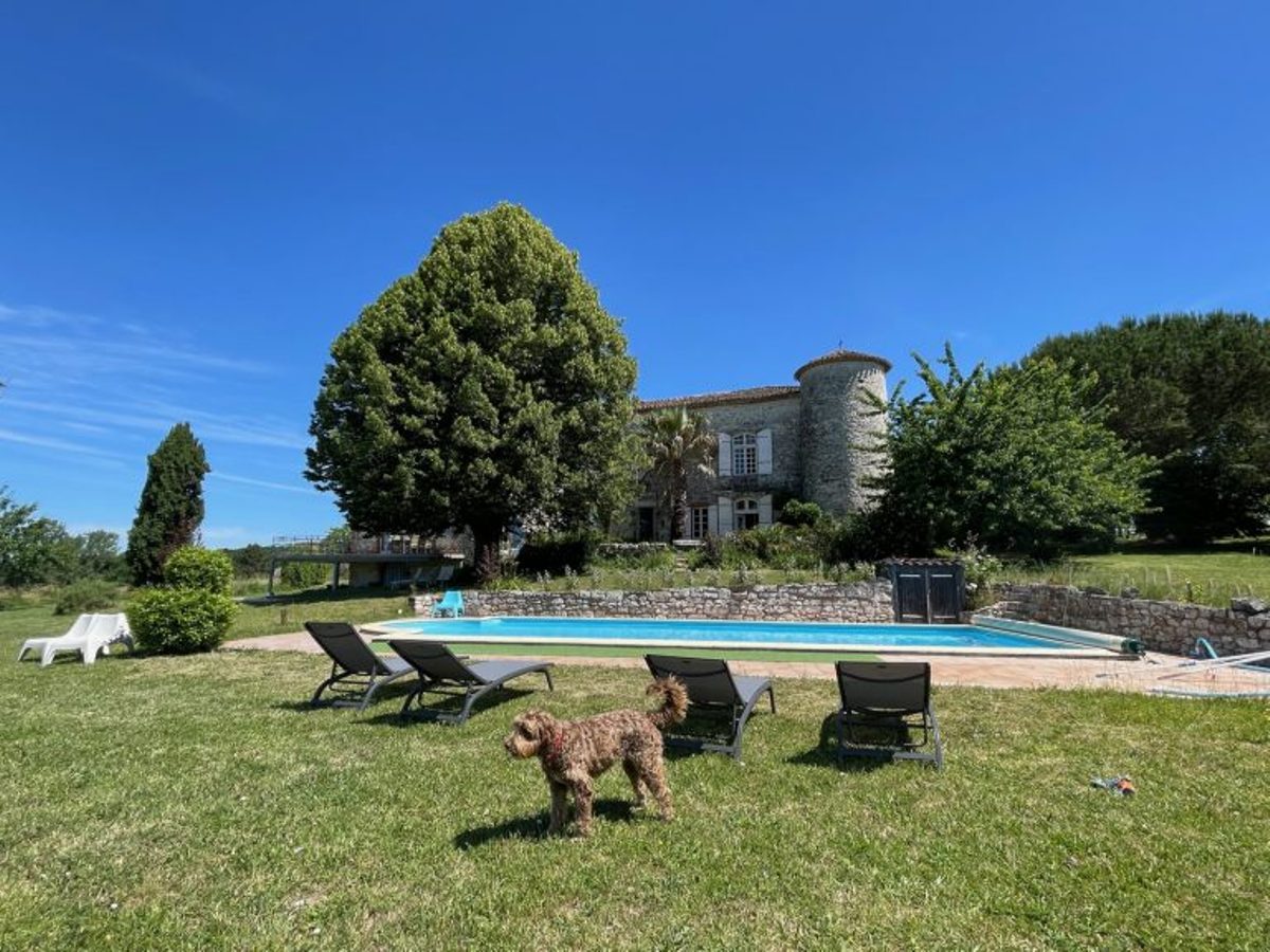 Château Mondou - Gîte la Loge