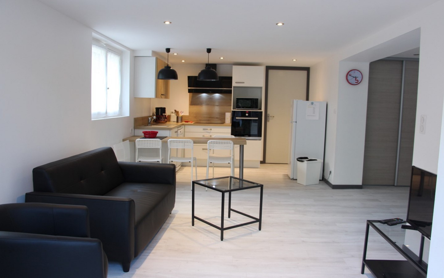 Location 95 Cazeaux