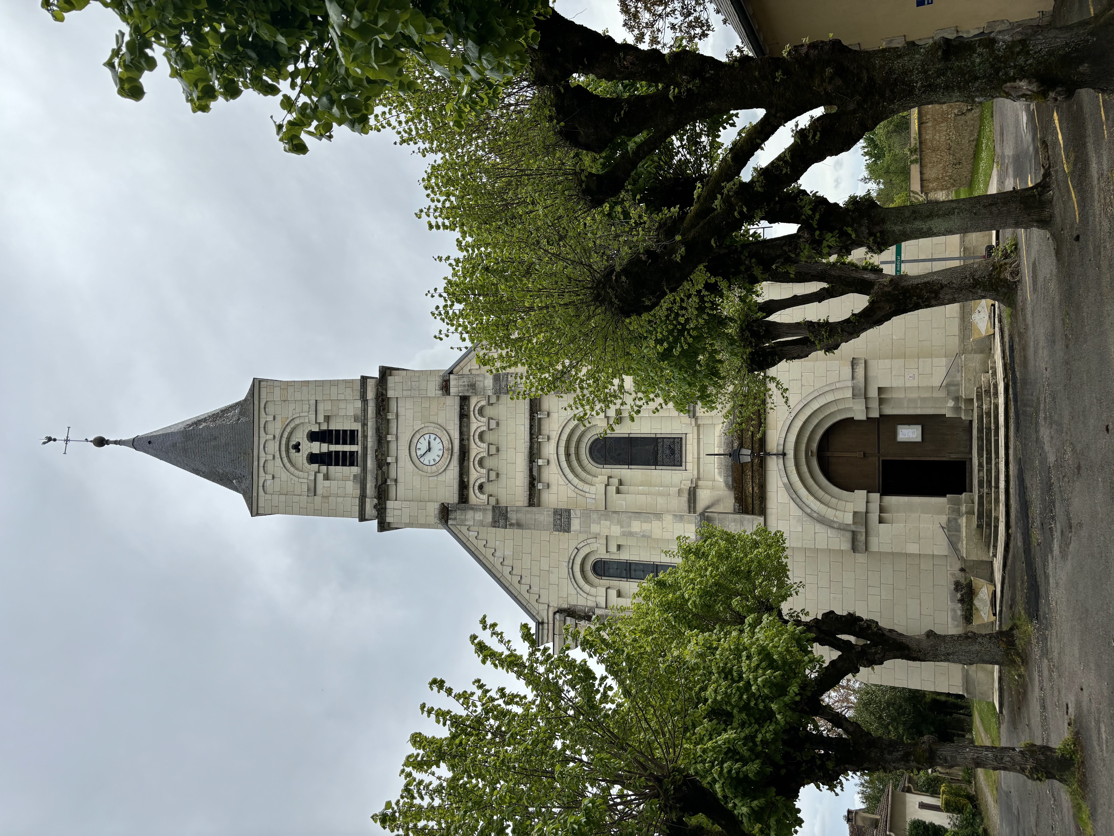 Église Saint-Hilaire de Lésigny