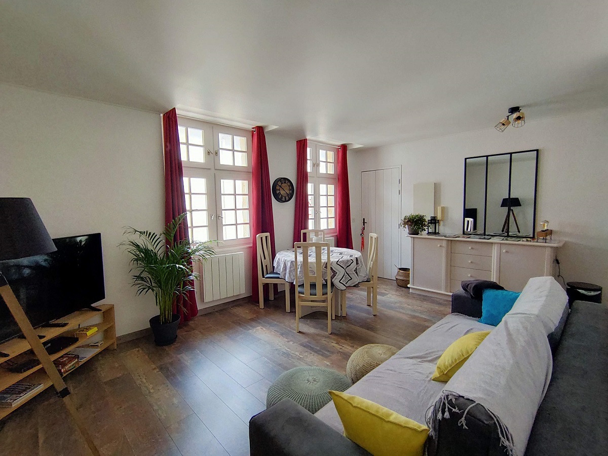 Appartement de Mme Canderatz
