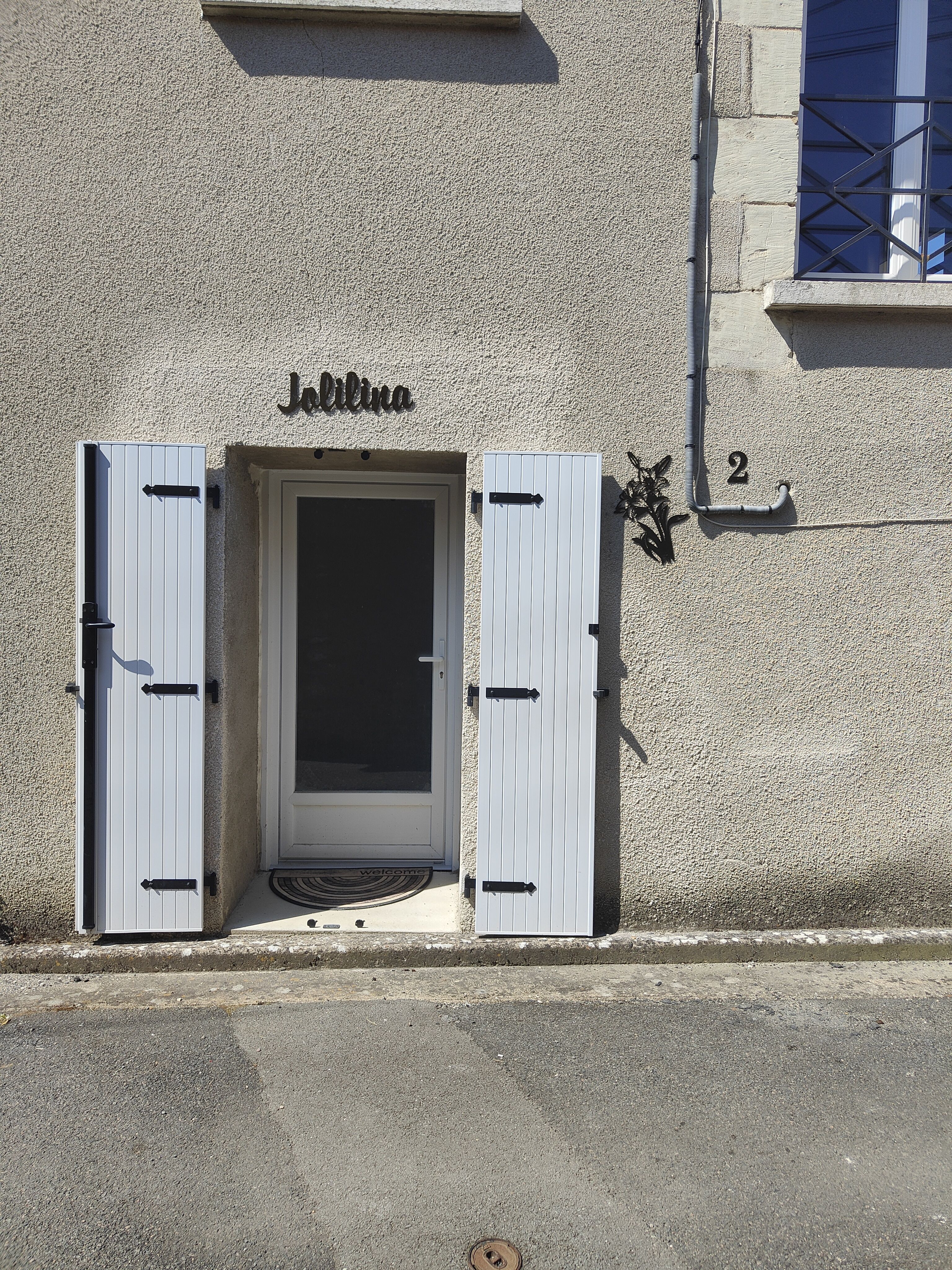 Jolilina