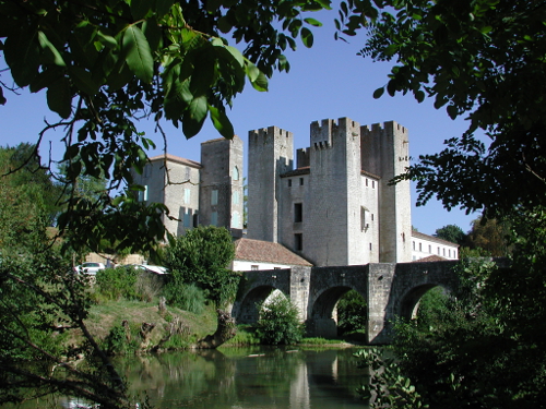 The Bastides and Castles Hike in Albret