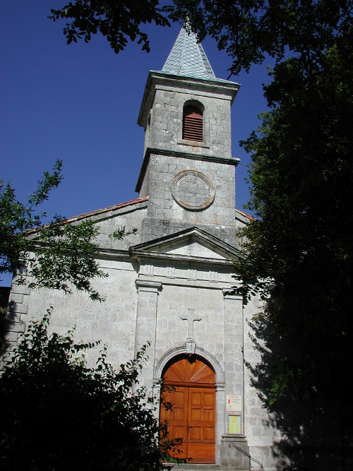 Espiens, dans les coteaux, vers le château de Salles