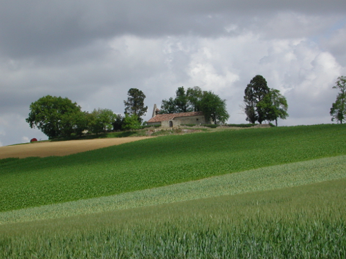 Le Nomdieu, towards the viewpoint of St-Lary church