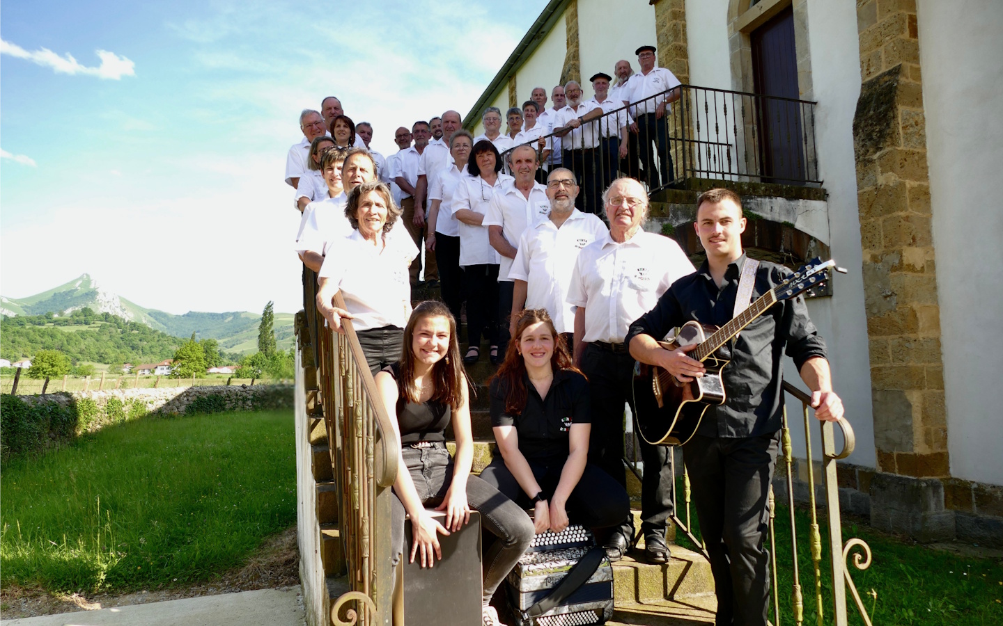 Choeurs basques mixtes Kanta Hergarai