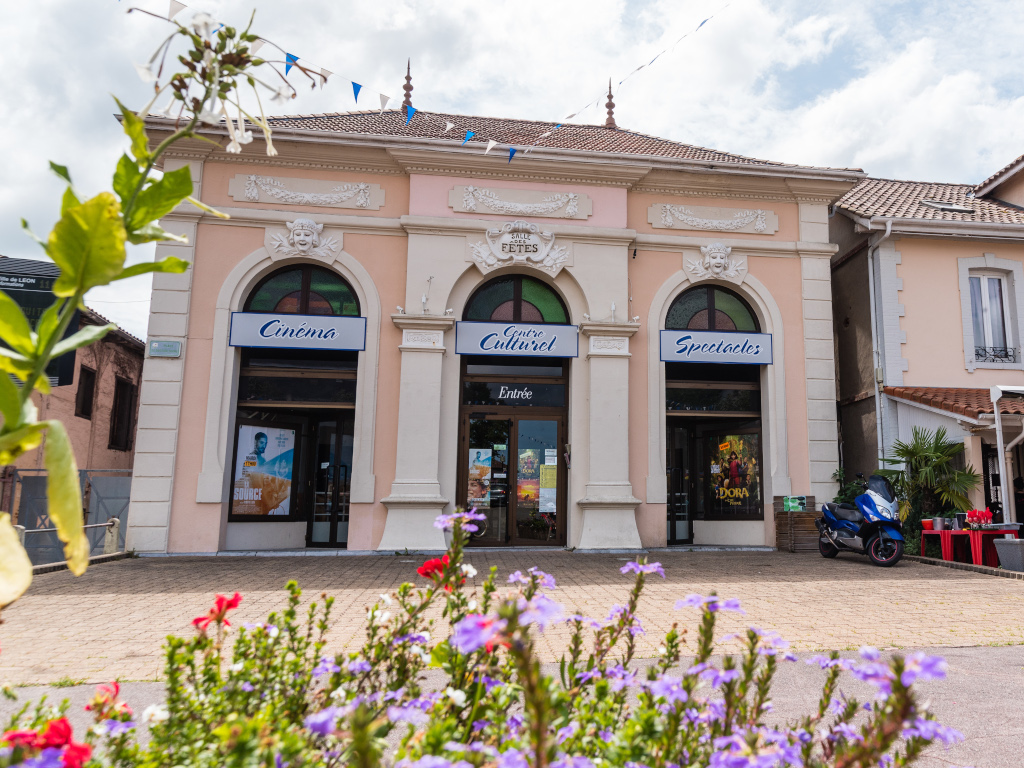 Théâtre "L'héritage presque parfait"