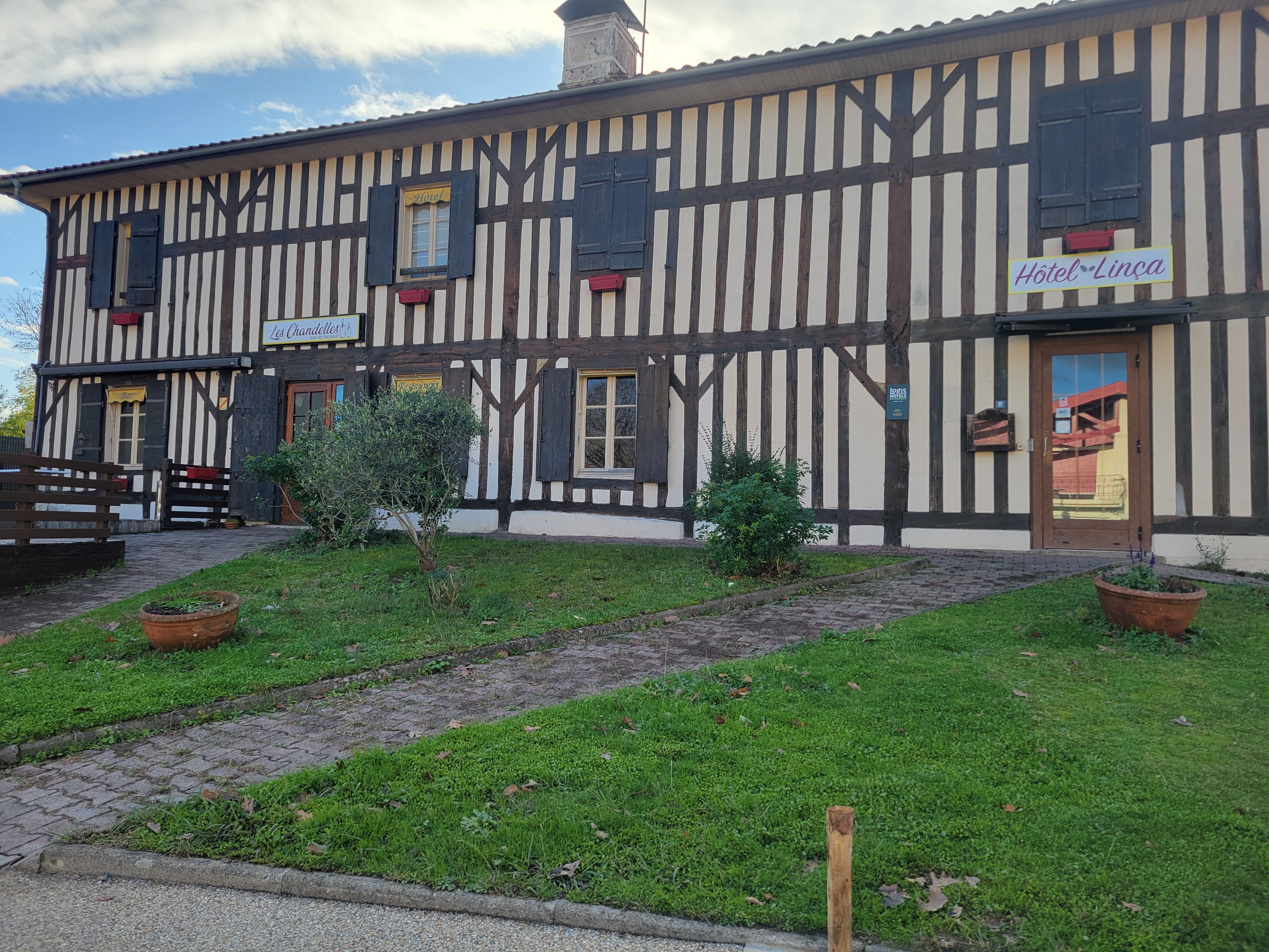 Les Chandelles