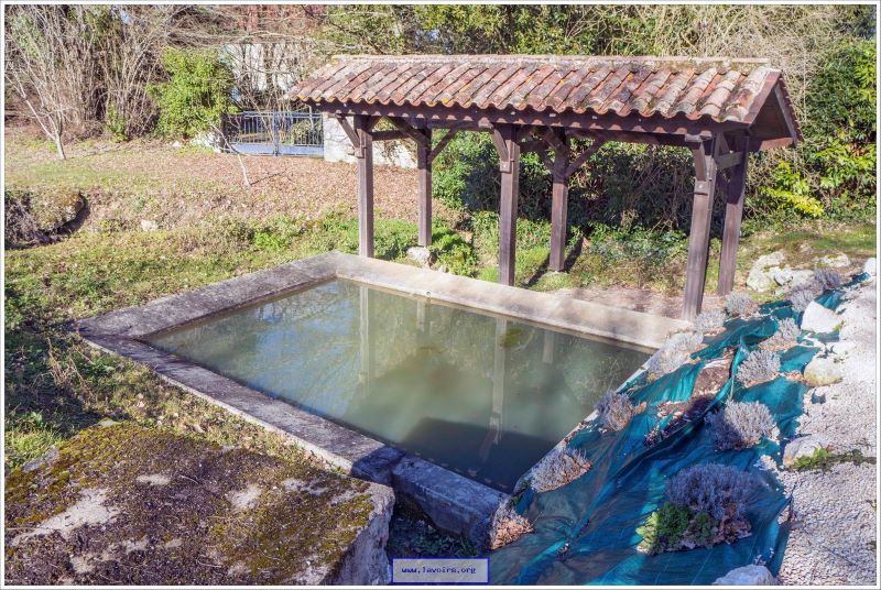 Lavoir Petit Montet
