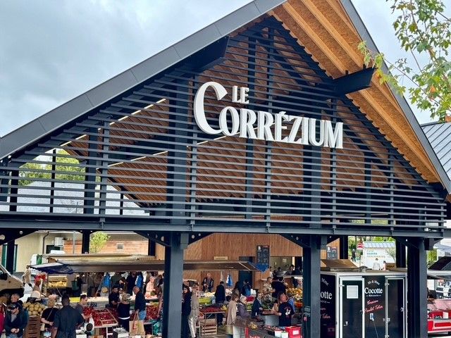 Marché dominical hebdomadaire Le Corrézium