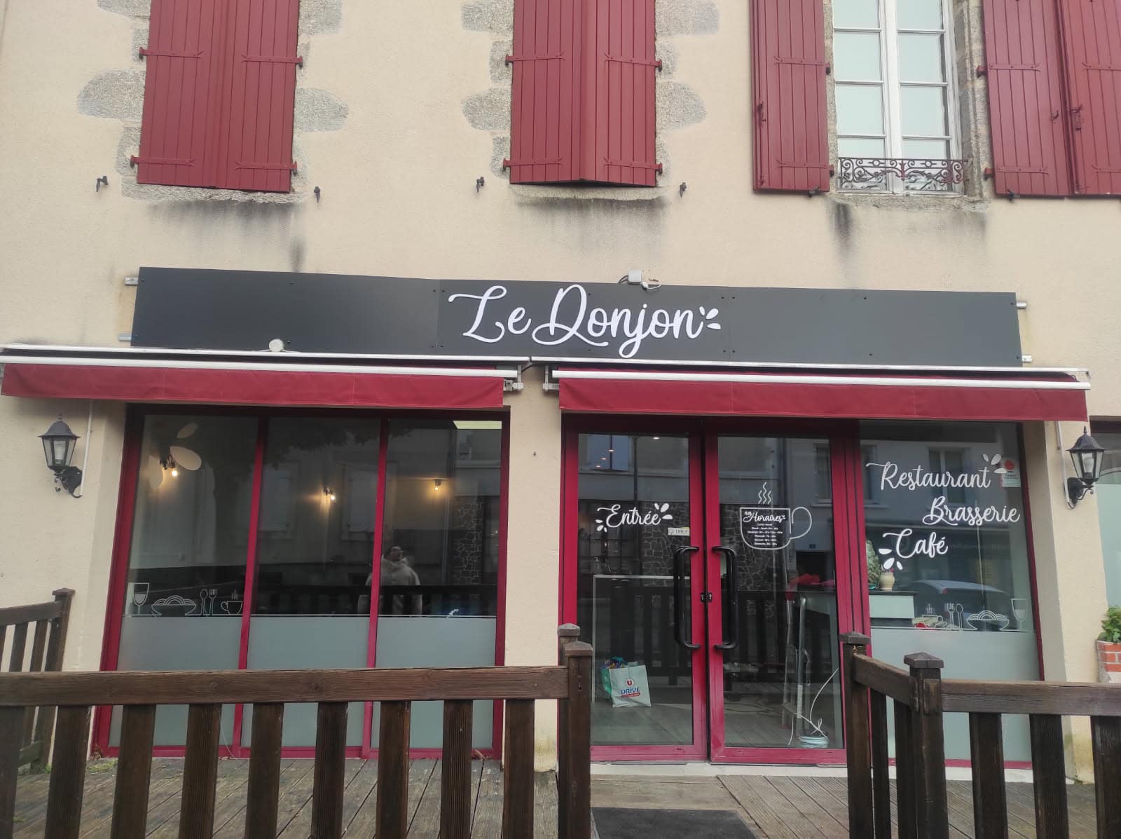 Le Donjon