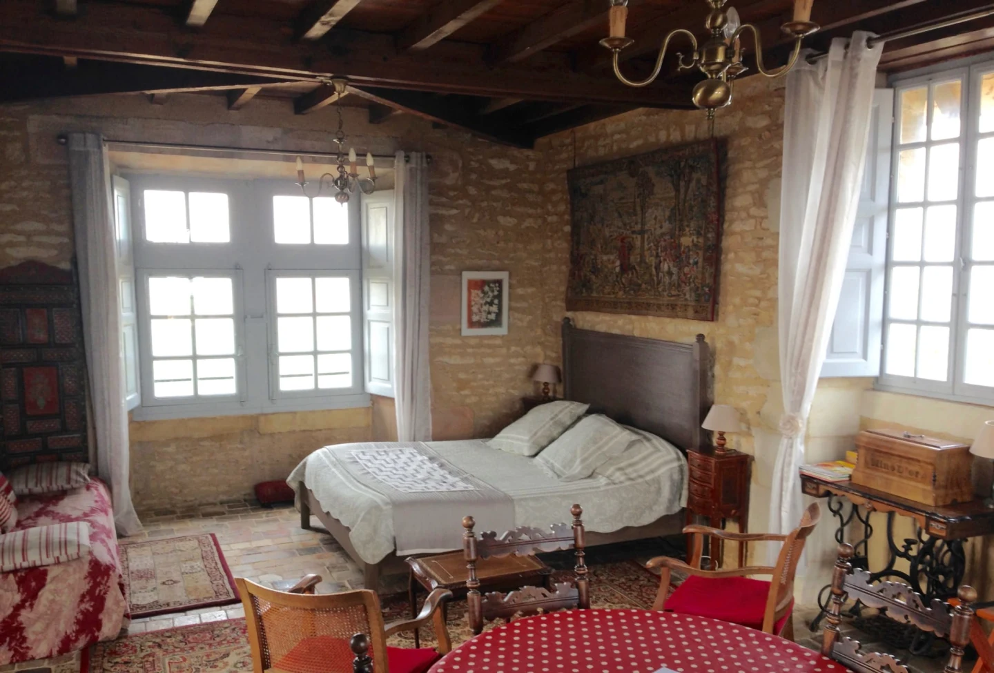 Suite Le-Donjon