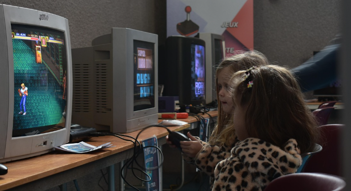 TOURNOI DE JEUX VIDÉO EN FAMILLE