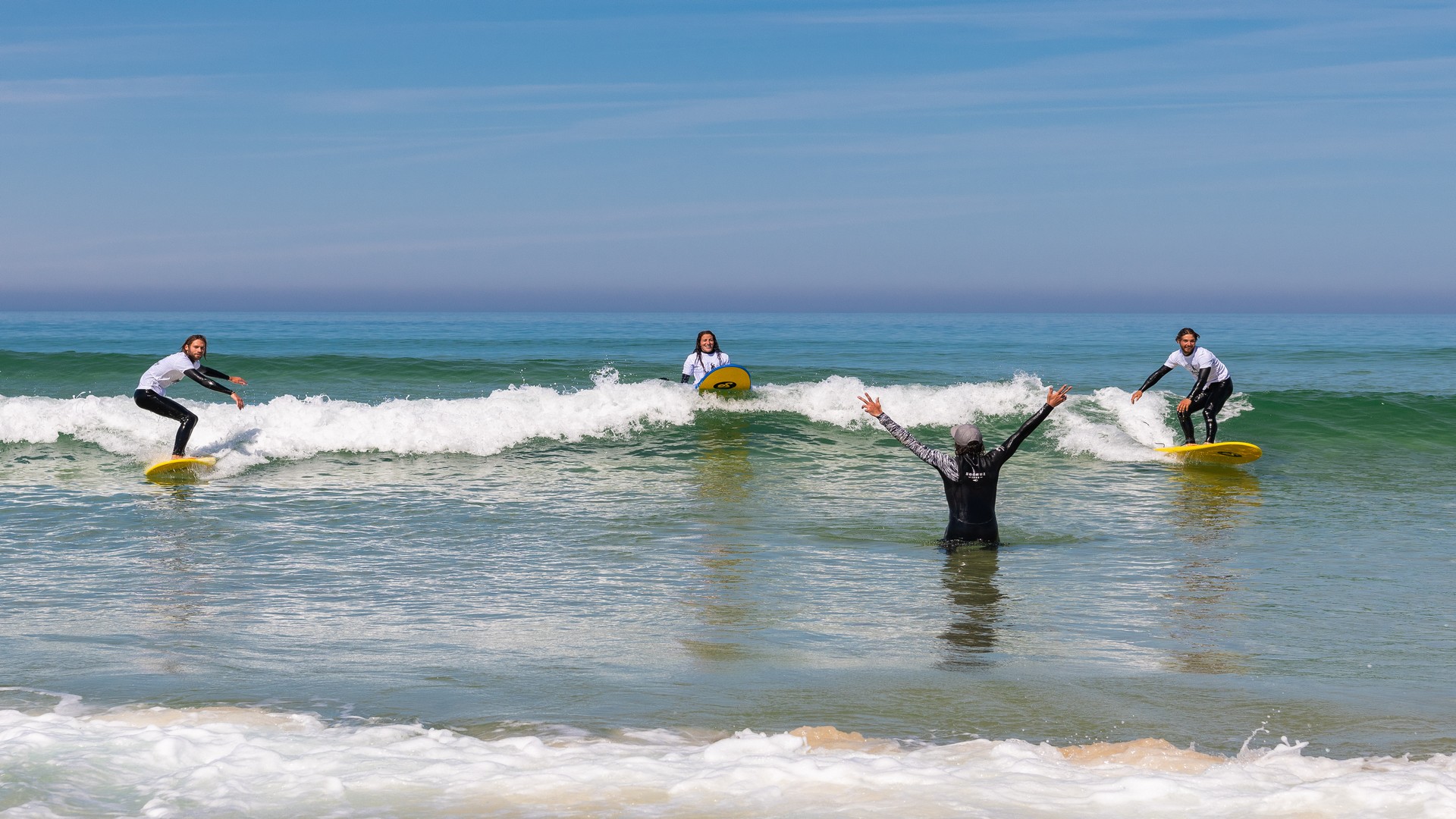 Monkey Surf