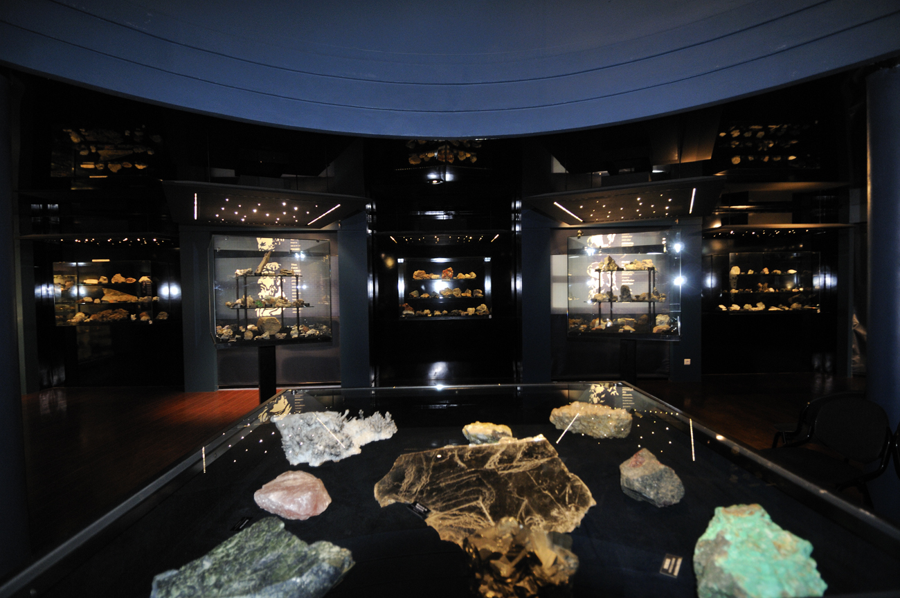 Musée de la minéralogie et de la pétrographie
