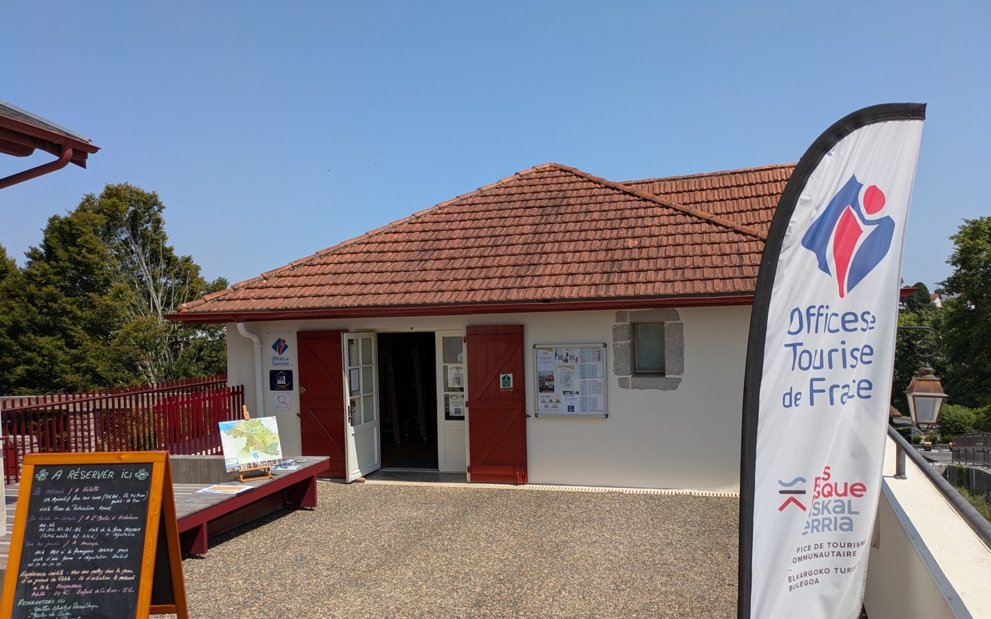 Bureau d'Accueil Touristique de Hasparren - Office de Tourisme Pays Basque