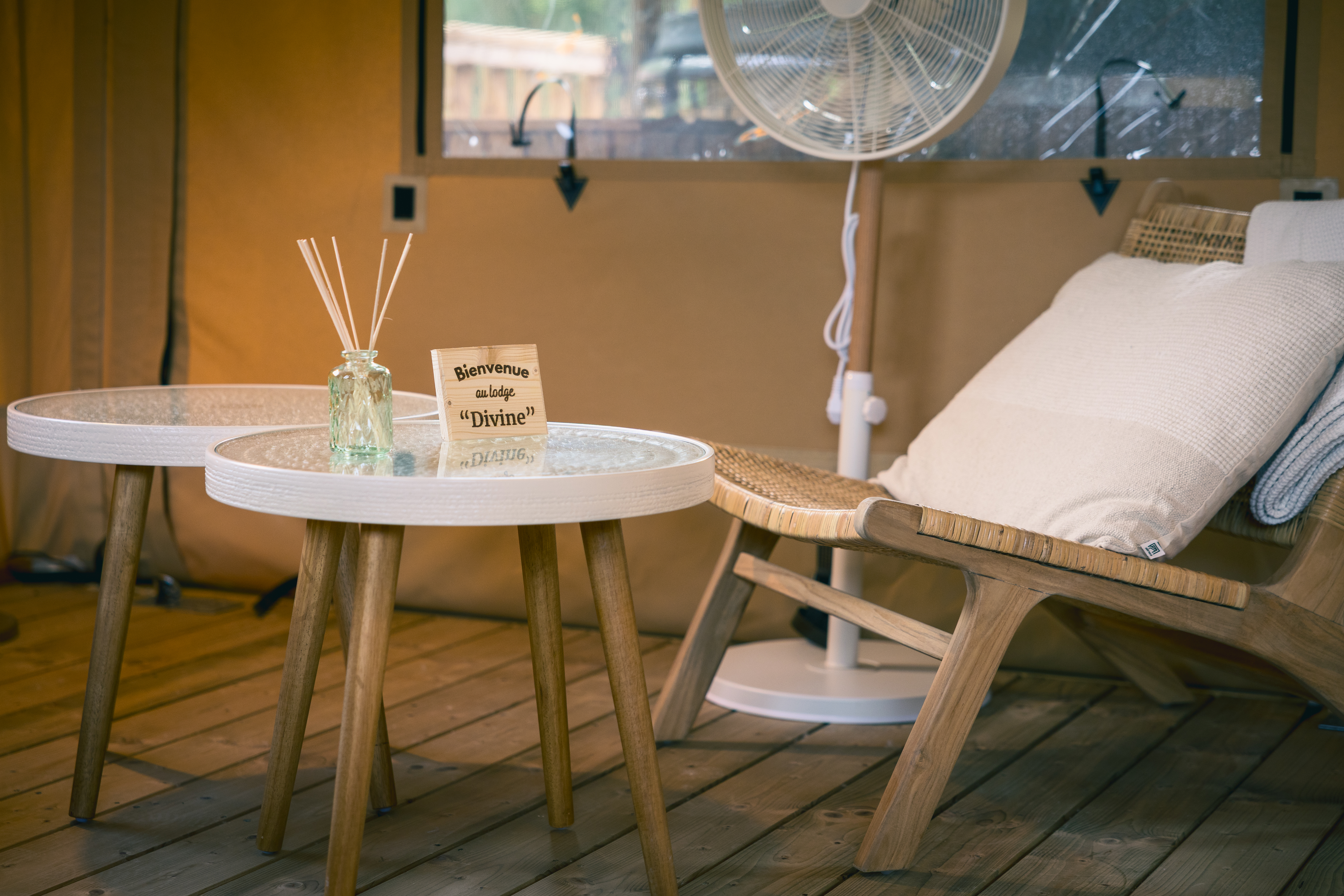 Lodge Divine - You & Me Glamping