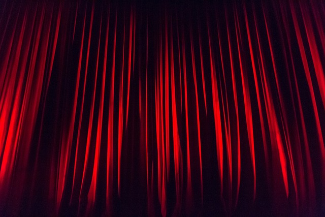 Théâtre représentation de Previously par la Compagnie Presque Célèbre