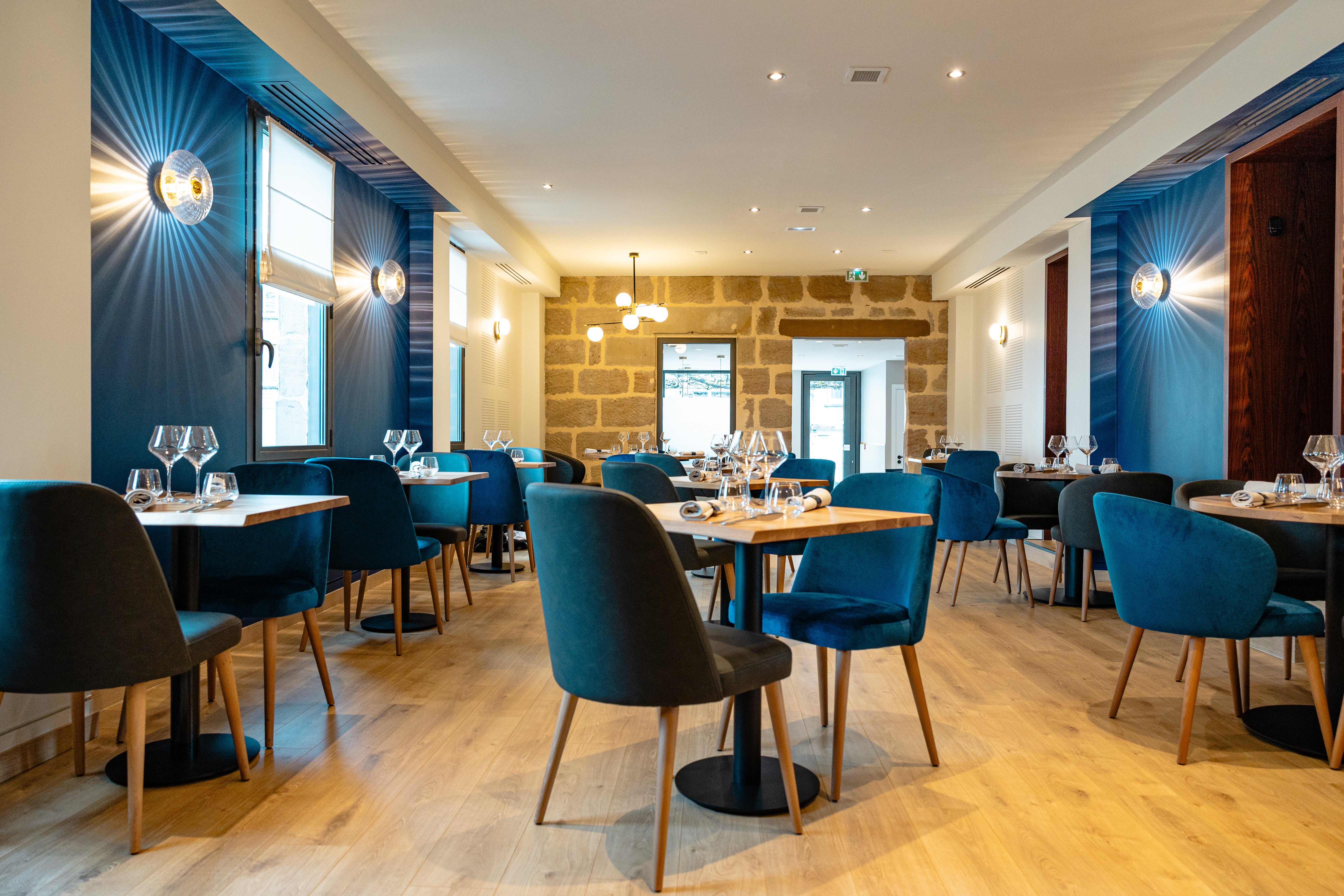 Moon Restaurant