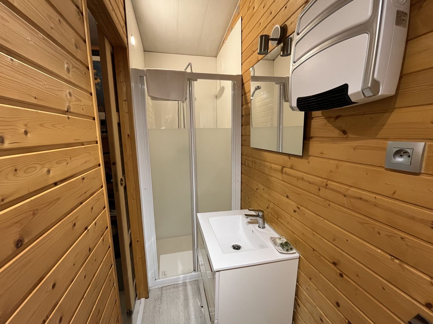 Les Cabanes du lac - Cabane du Frêne