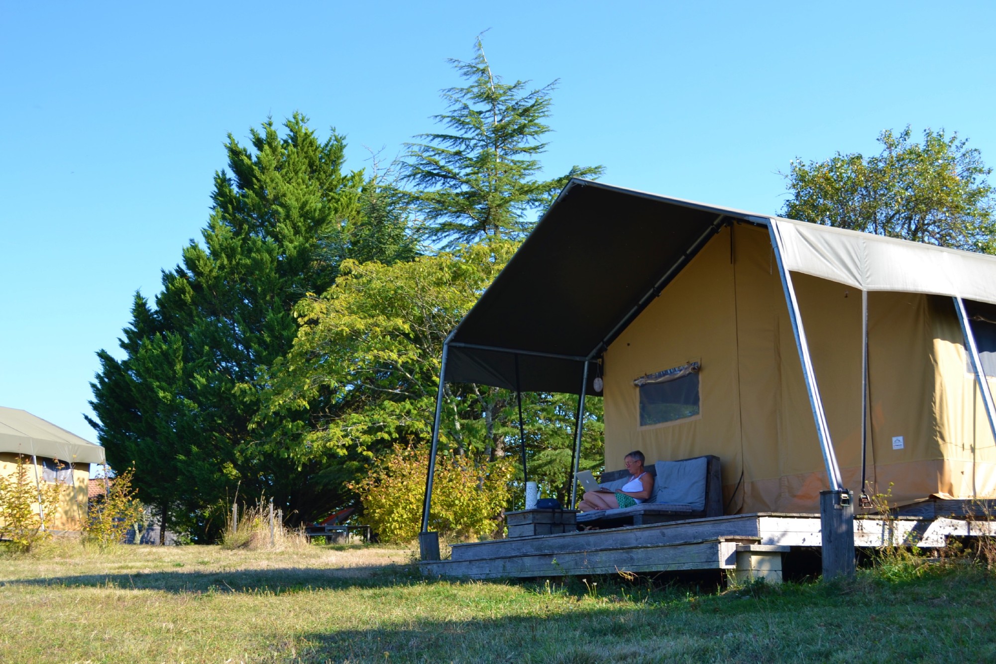 Camping Simply Canvas