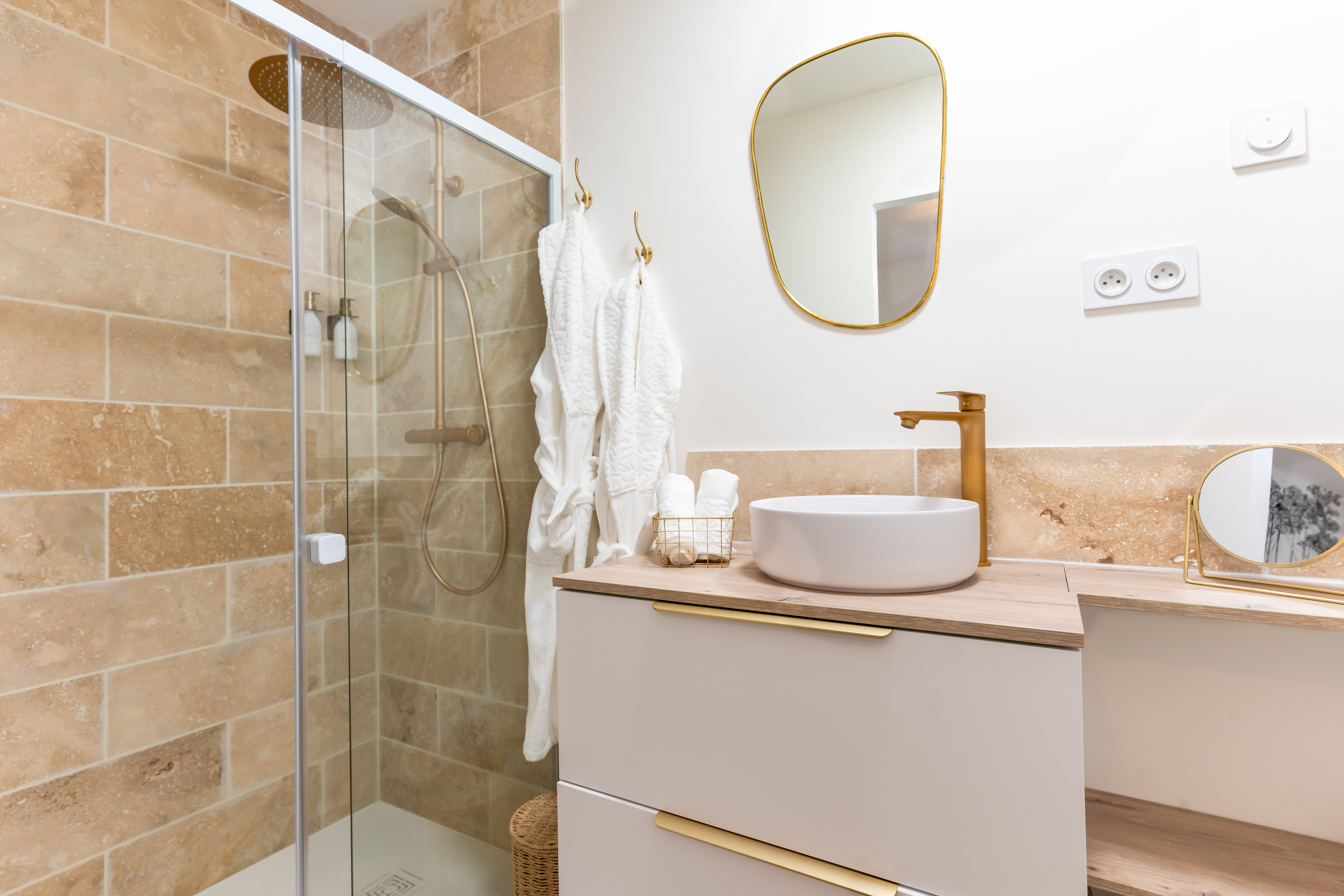 Les Clés de l'Espoir - Slow Studio