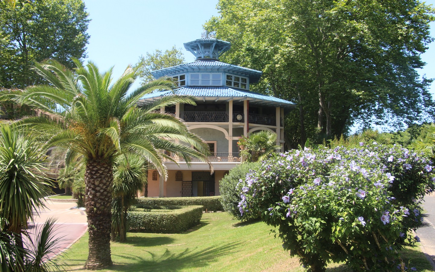 Balade à Roulettes n°23 Les jardins des thermes à Cambo-les-Bains