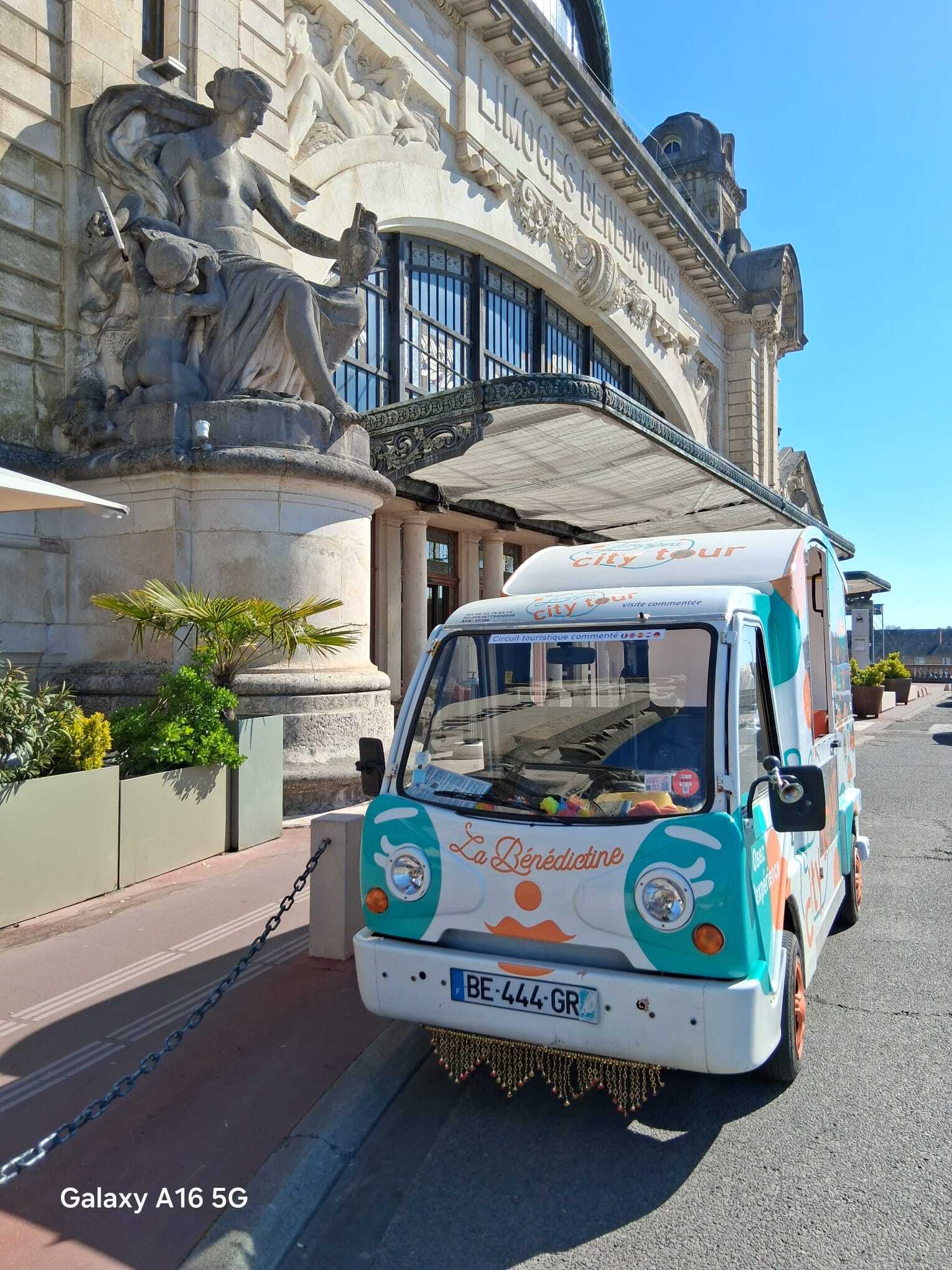 Visite en Tuk Tuk - Parcours Apéro Bords de Vienne