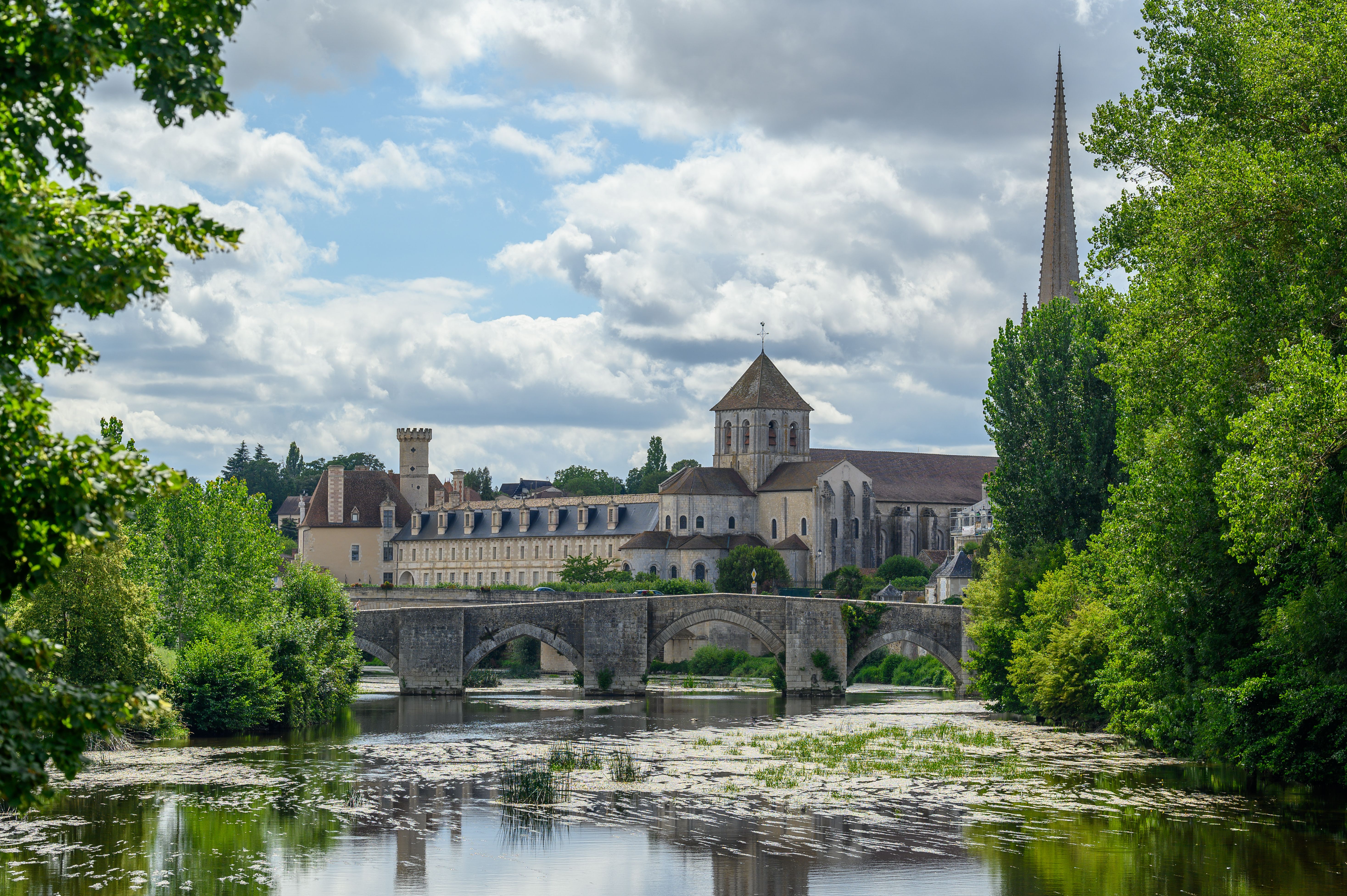 Vieux Pont de Saint-Germain et Saint-Savin