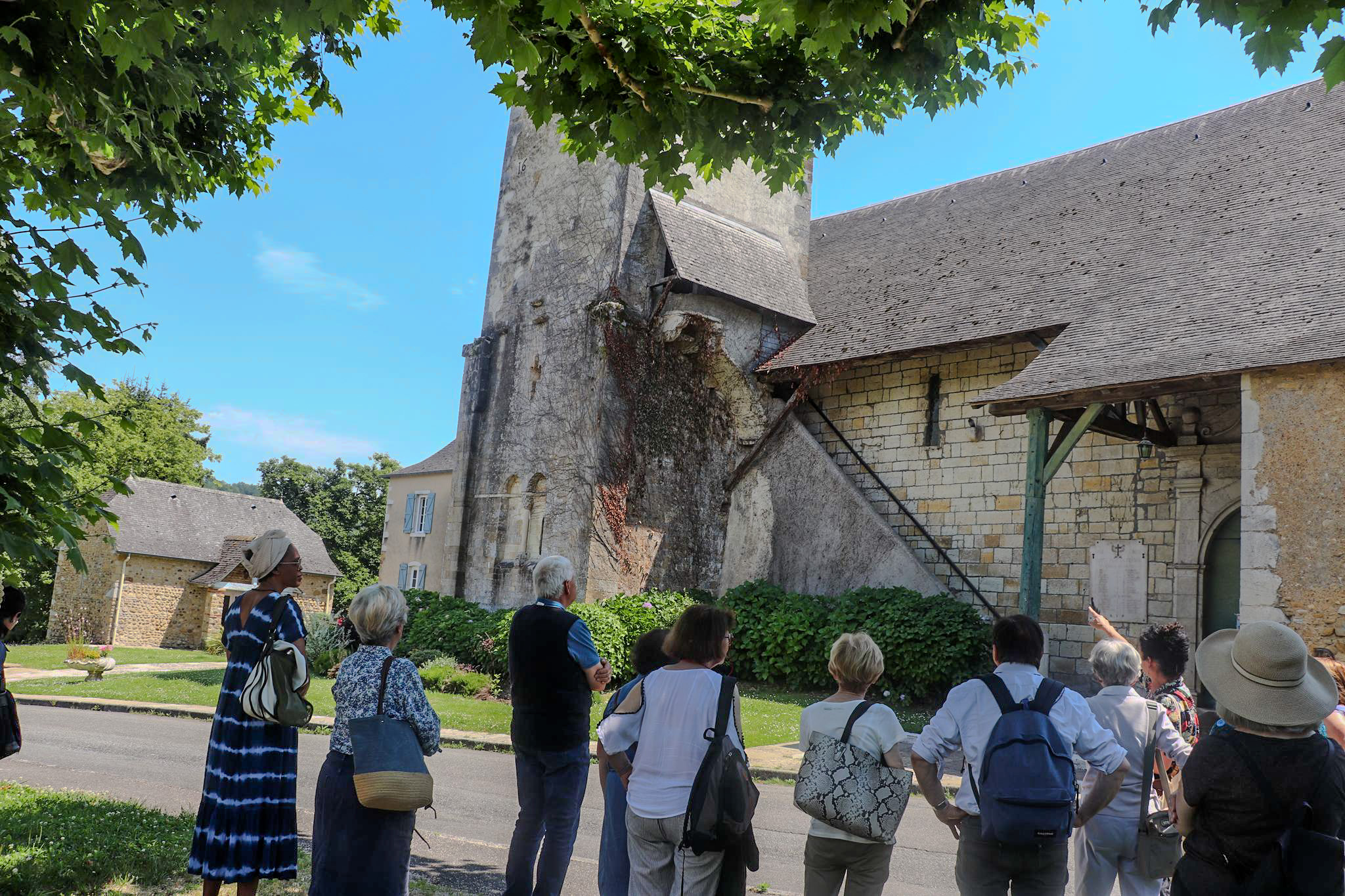 Visitez Lacommande : son histoire et sa Commanderie