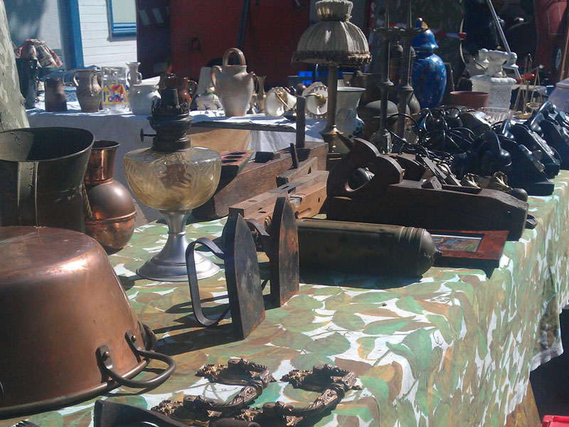 Vide grenier du  Club des ainés