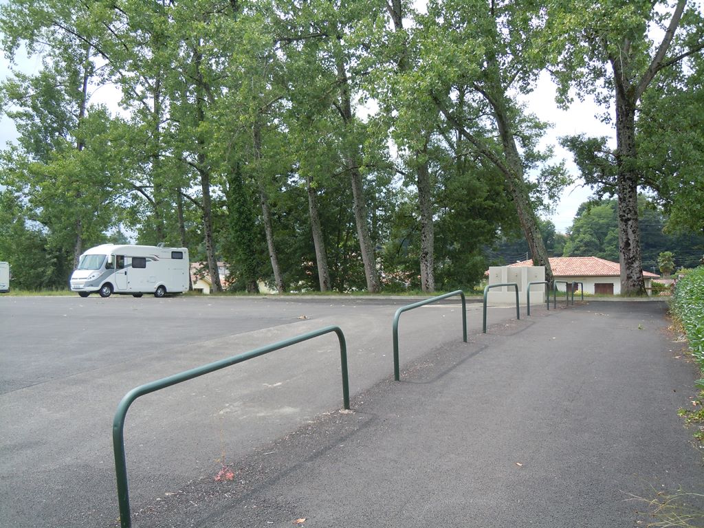 Aire de camping-car