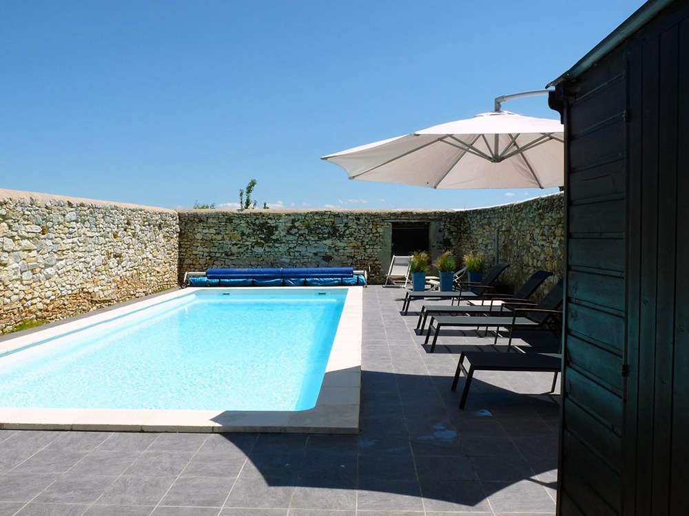 Les Noyers
