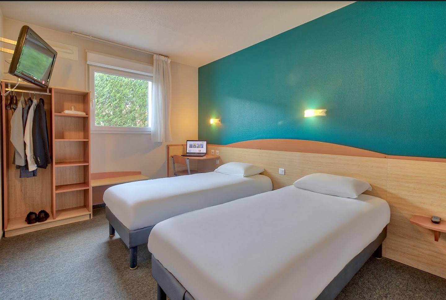 Hôtel B&B Pau Lescar