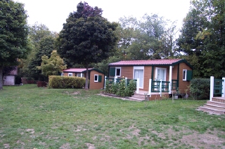Camping la Baignade - La Celle Dunoise - Chalet 1