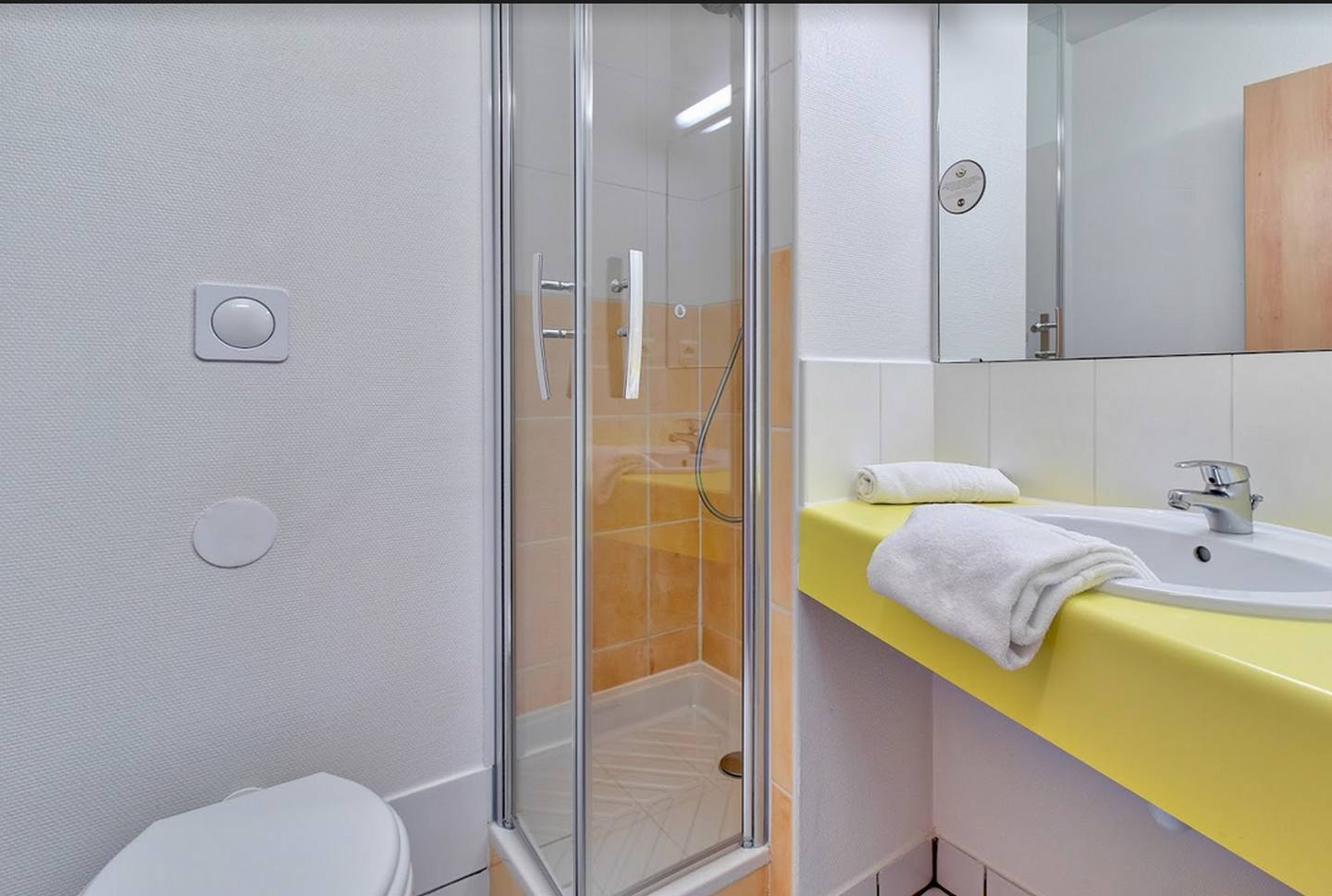 Hôtel B&B Pau Lescar