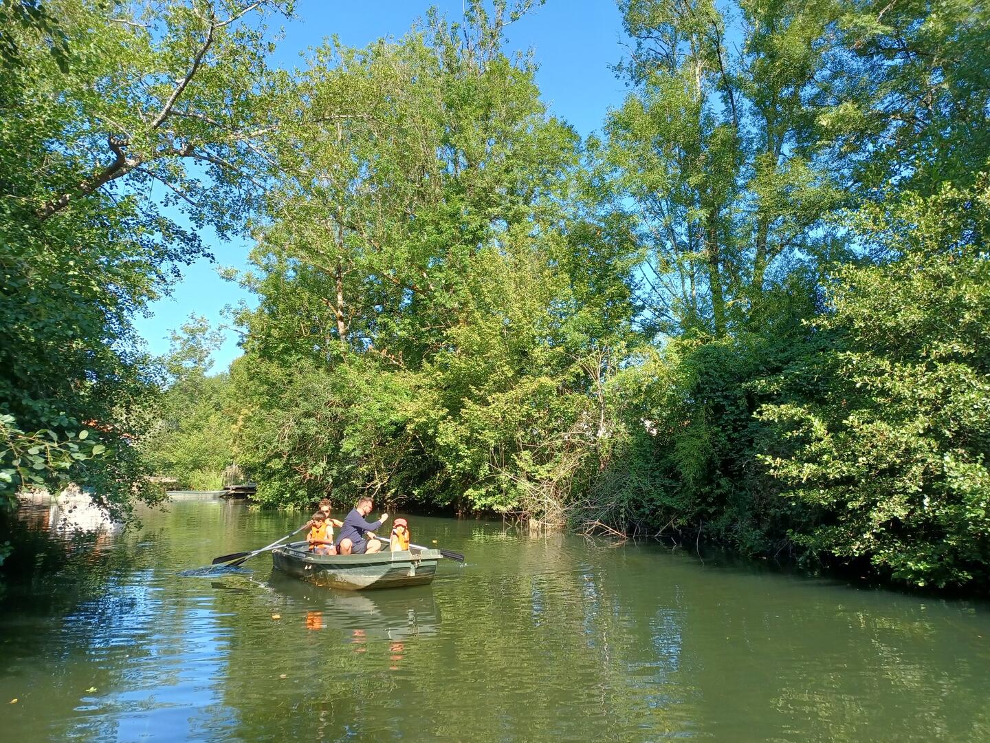 Location de barques à rames