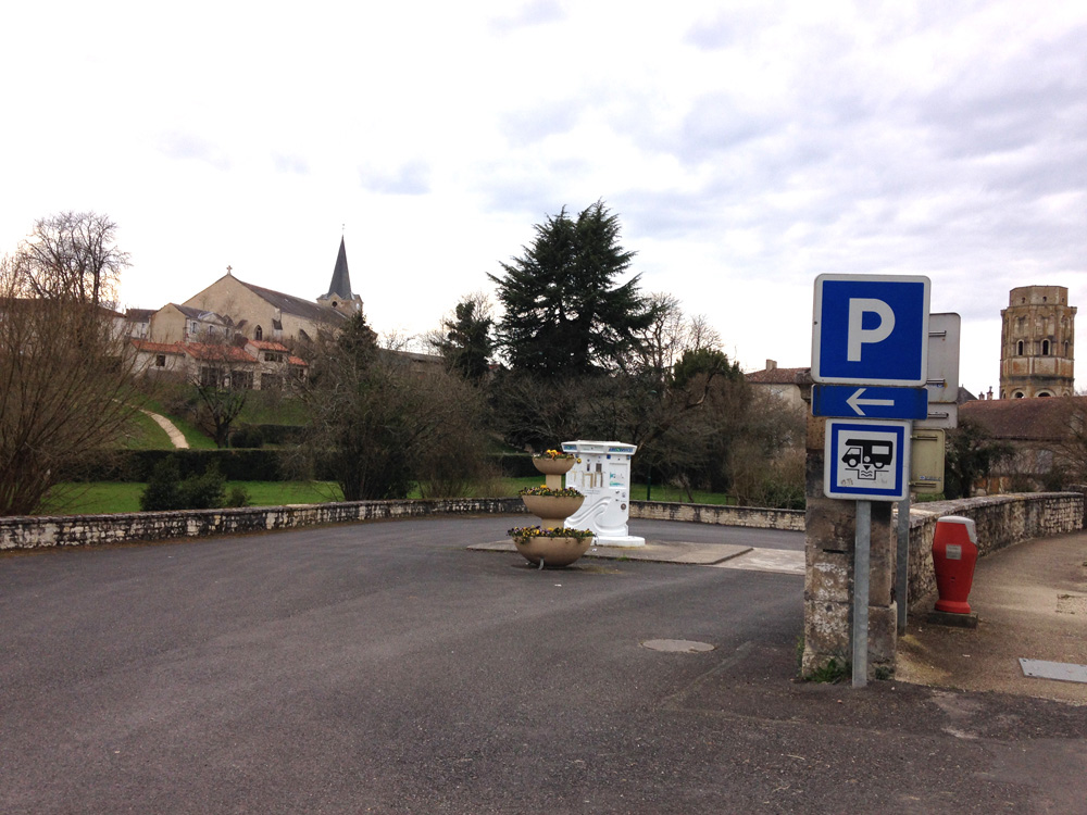 Aire de Camping-Car de Charroux