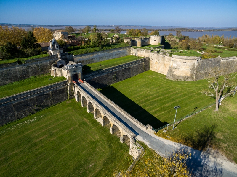 citadelle-Blaye-UNESCO-porte-royale-800x600