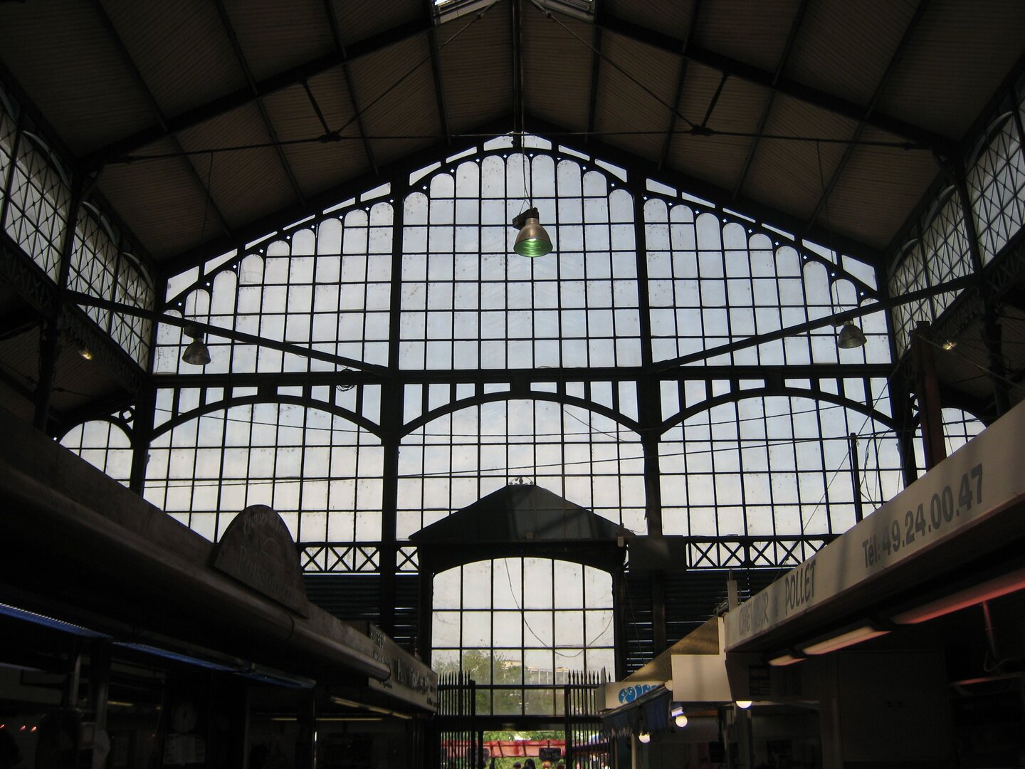 Dégustation commentée dans les halles de Niort