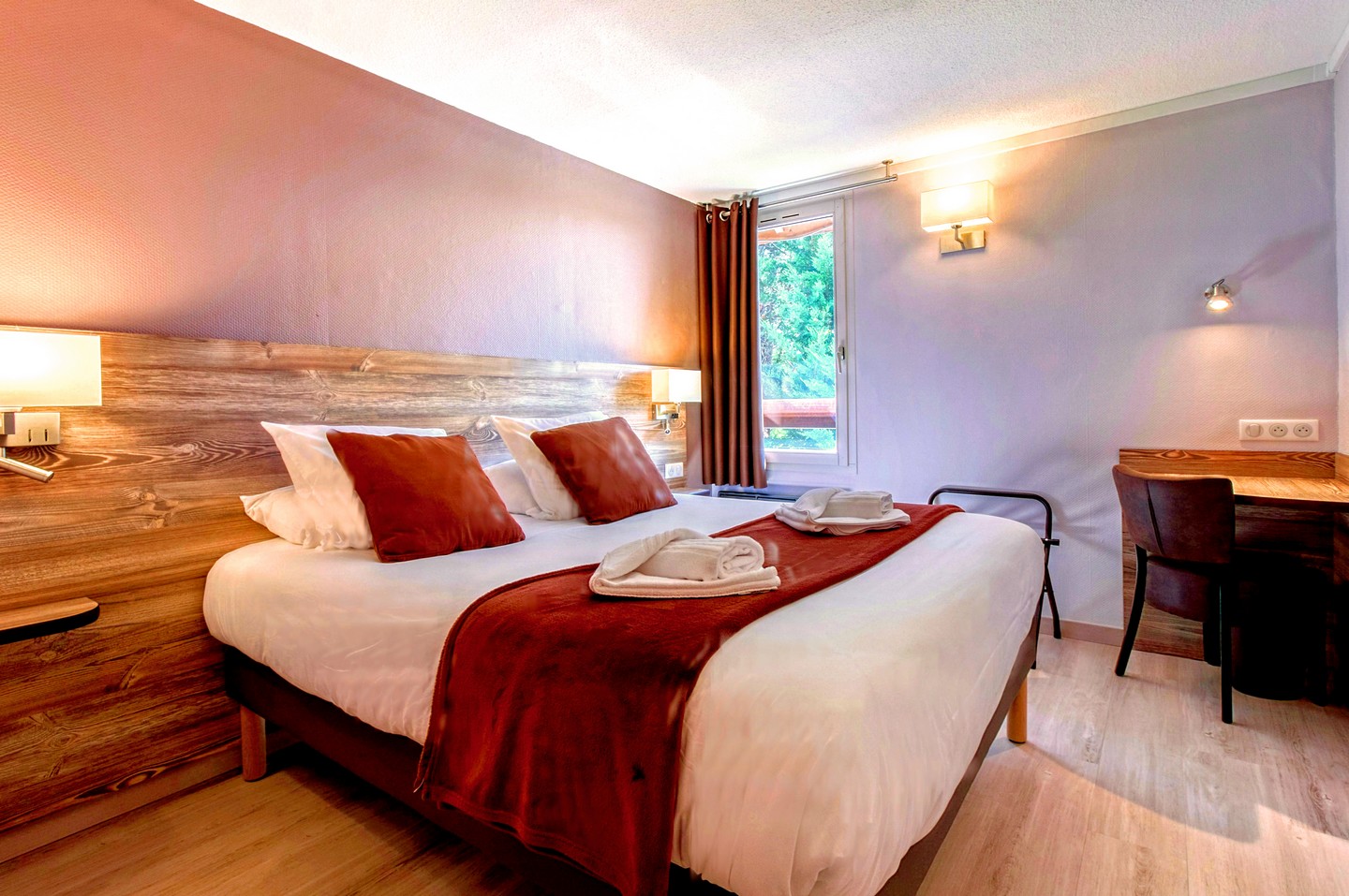 Brit Hôtel Pau Lons