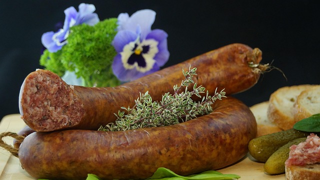 Repas Aligot saucisse — Doissat